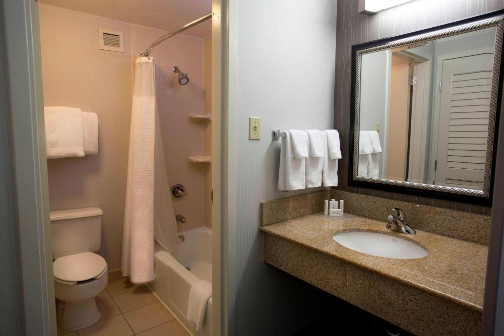 Courtyard by Marriott Montgomery Image 14