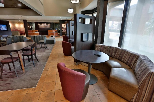Courtyard by Marriott Montgomery image 15